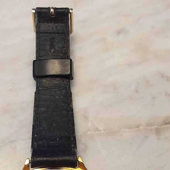 Vintage Lorus Quartz Mickey Mouse Disney Watch Y975-6A20 New Battery - Picture 8 of 10